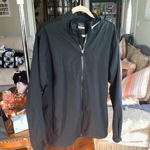 NIKE Golf Windbreaker